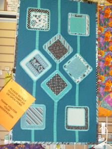 P1000614 Oh Baby squares quilt
