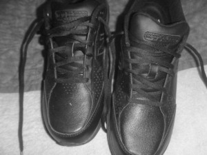 P1020250 Black walking shoes